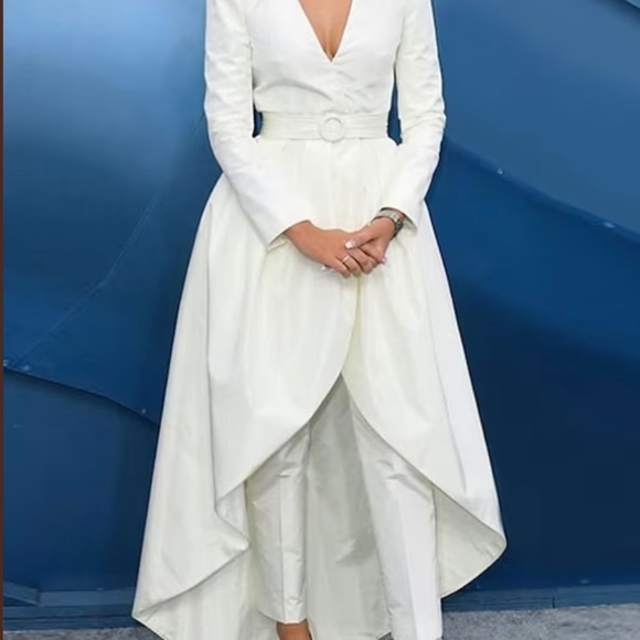 New Black Tuxedo Dress, open concept w/built in pants. Size 6 TS Couture. - Picture 4 of 12